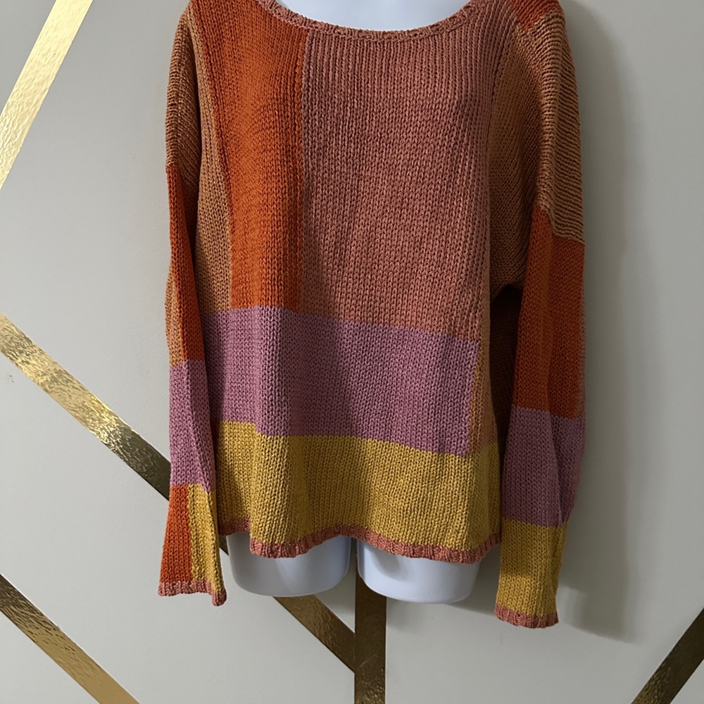 Peruvian Connection Pullover- new never worn